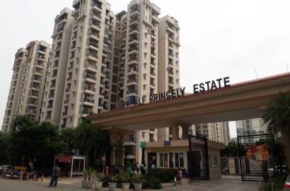 3 bhk + Study  Apartment available for sale in Amrapali Princely Estate in Sector-76 Noida